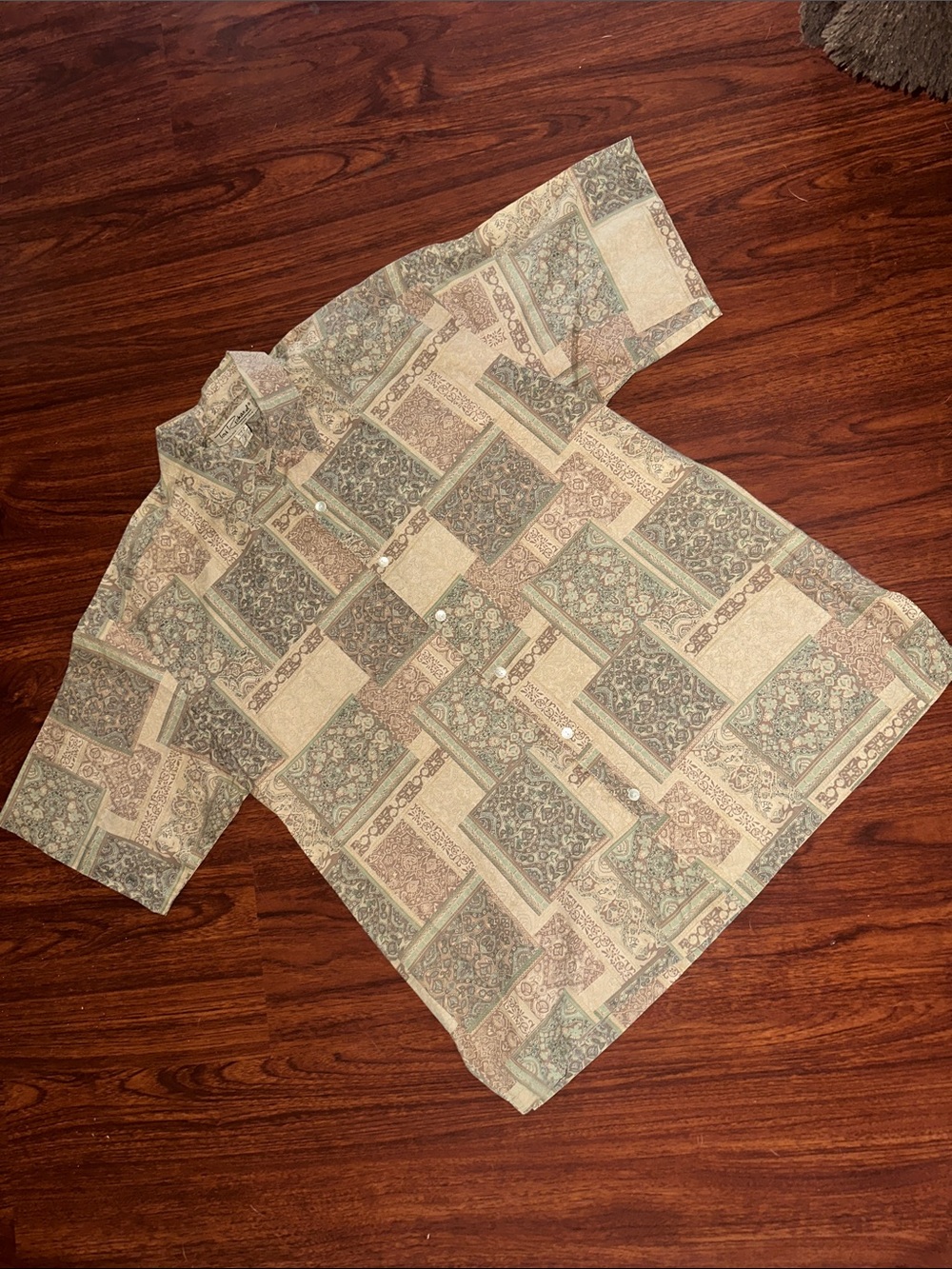 Tori Richard Patchwork-Print Short-Sleeve Button-Down in Beige and Sage
